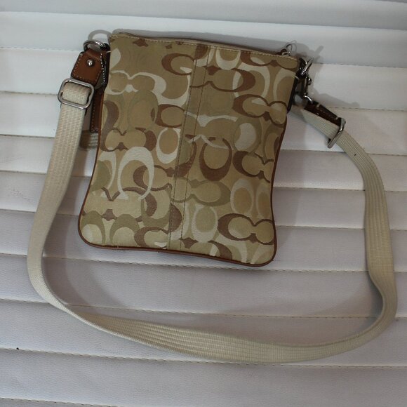 Coach Crossbody Shoulder brown white  messenger leather trim   bag 8.5"x7.5" - Picture 4 of 6